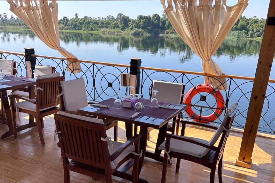 Merit Dahabiya Sundeck