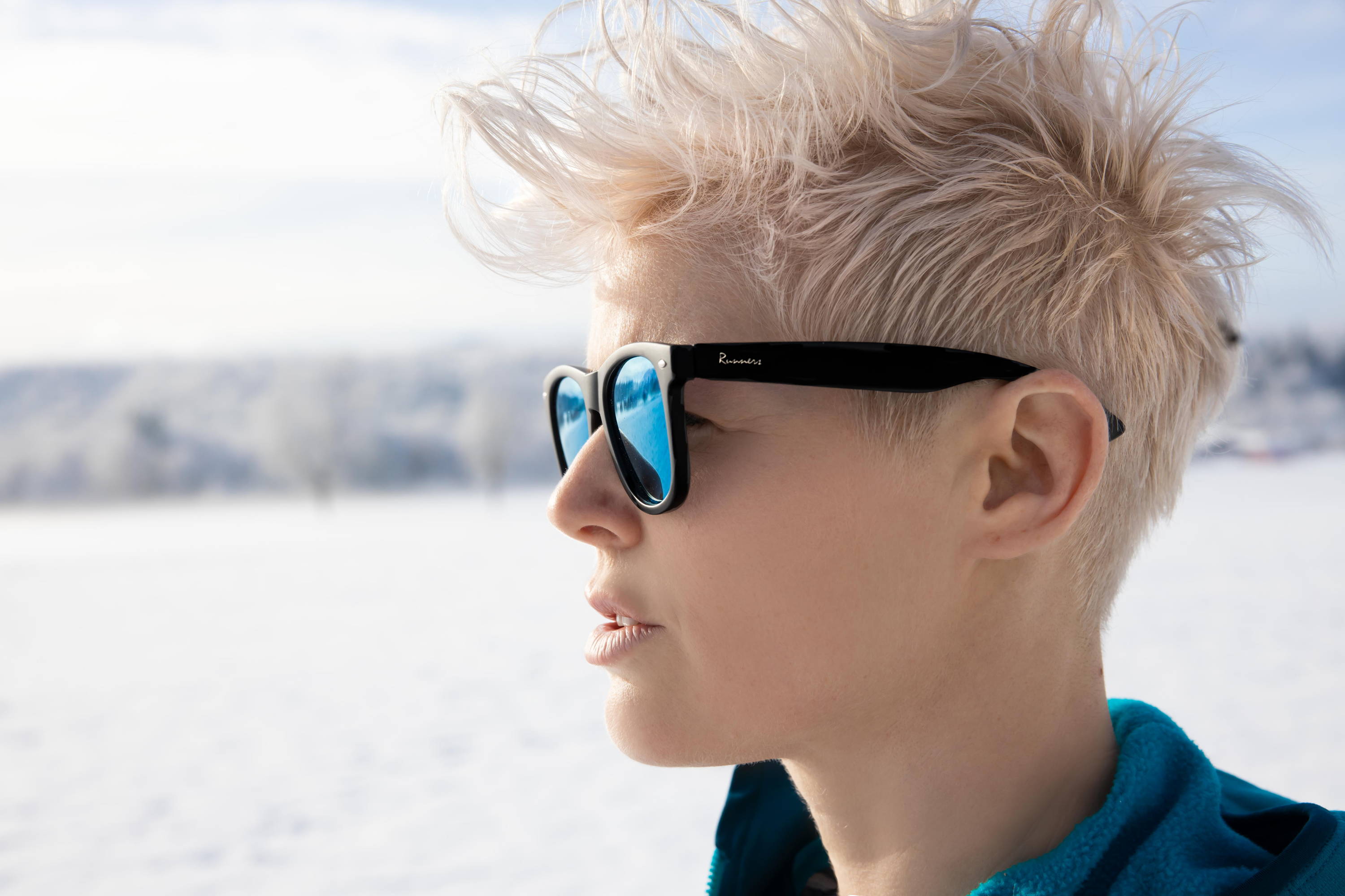 Woman wearing black sunglasses