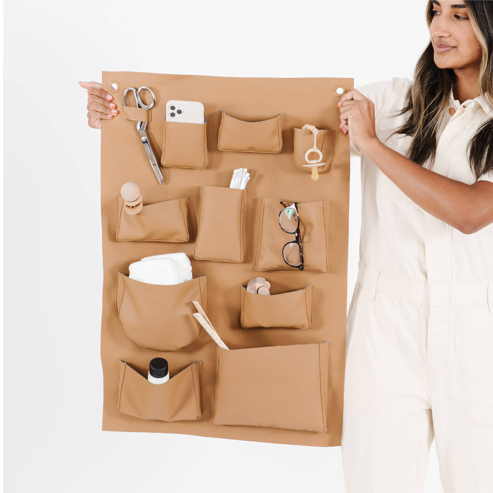 Camel Wall Tidy