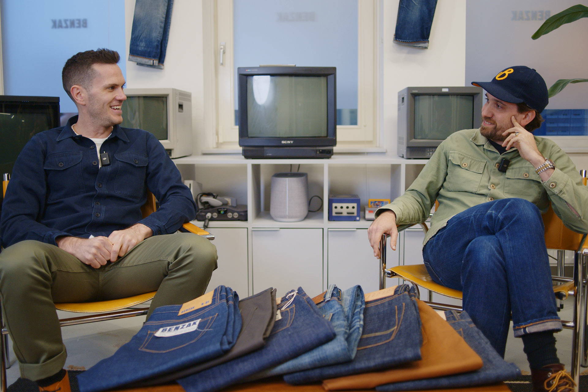 VIDEO: RAW DENIM VS SANFORIZED VS ONE-WASH – Benzak Denim Developers