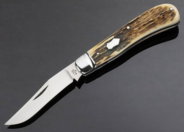 traditional slip joint knife