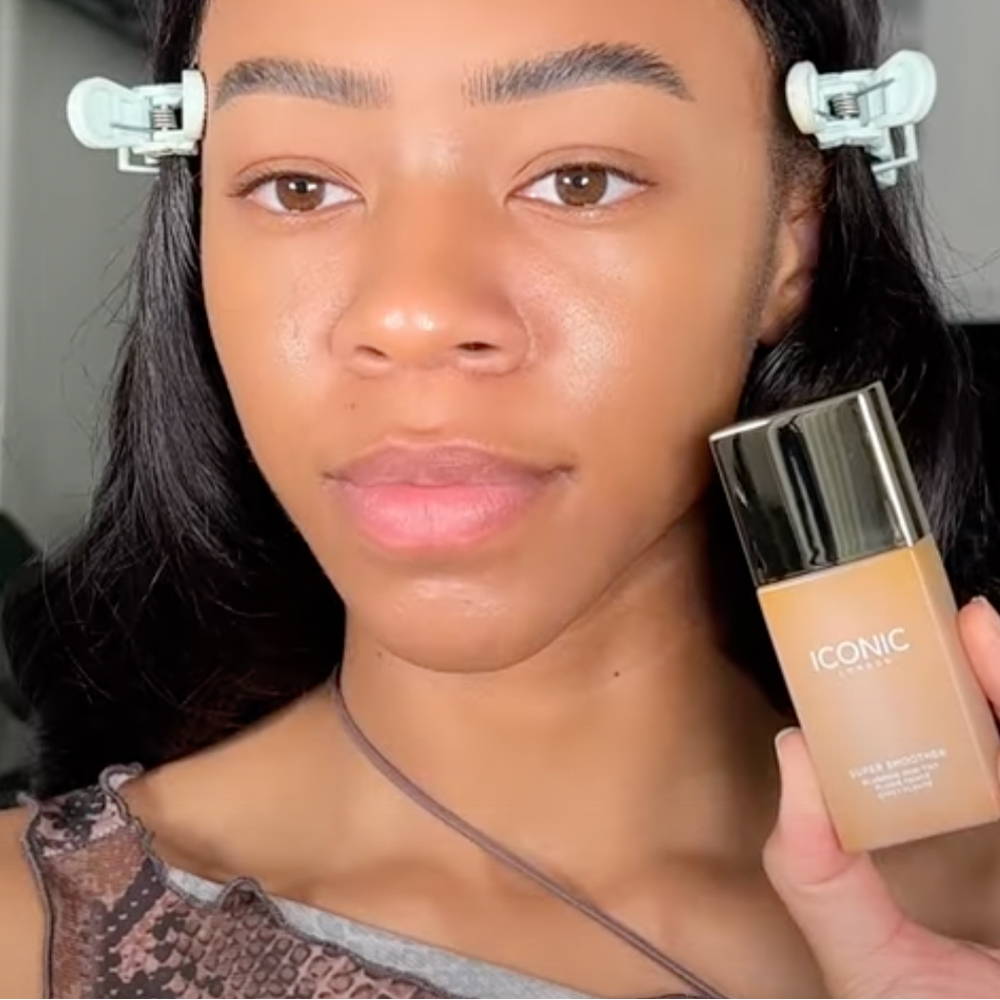 SUPER SMOOTHER BLURRING SKIN TINT