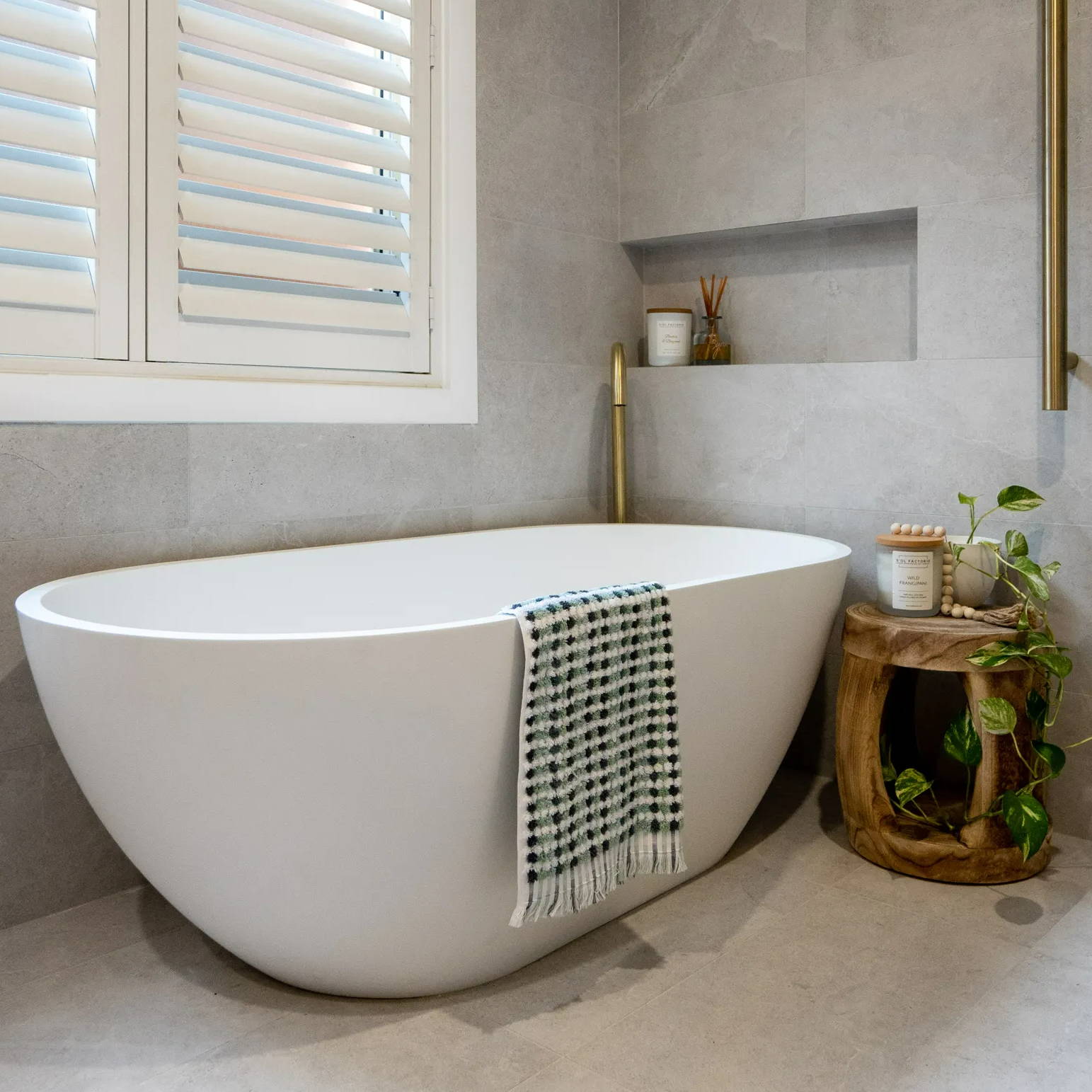 Freestanding Baths | The Blue Space