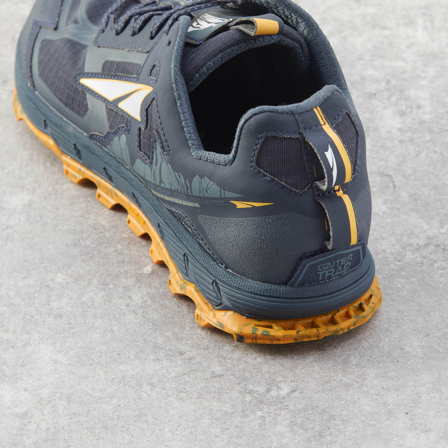 ALTRA（アルトラ）/ ローンピーク 4.5/グレー/MENS