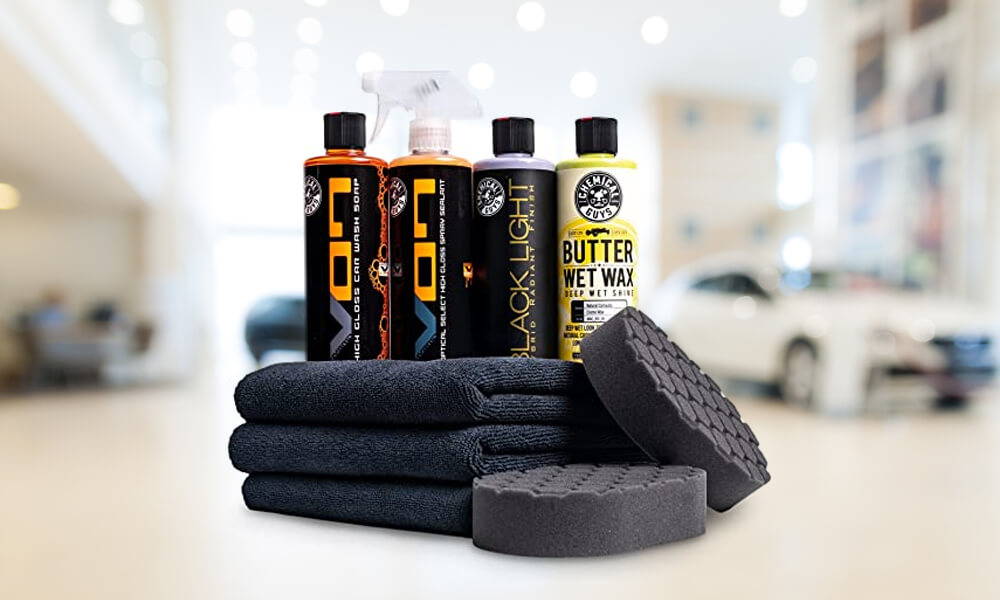15 Best Wax For Black Cars (Underrated Coatings To Try! 🧪🔬)