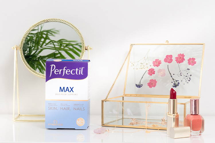 Perfectil Max Packshot With A Mirror, Lipstick, Nail-varnish & Jewellery Box Around It