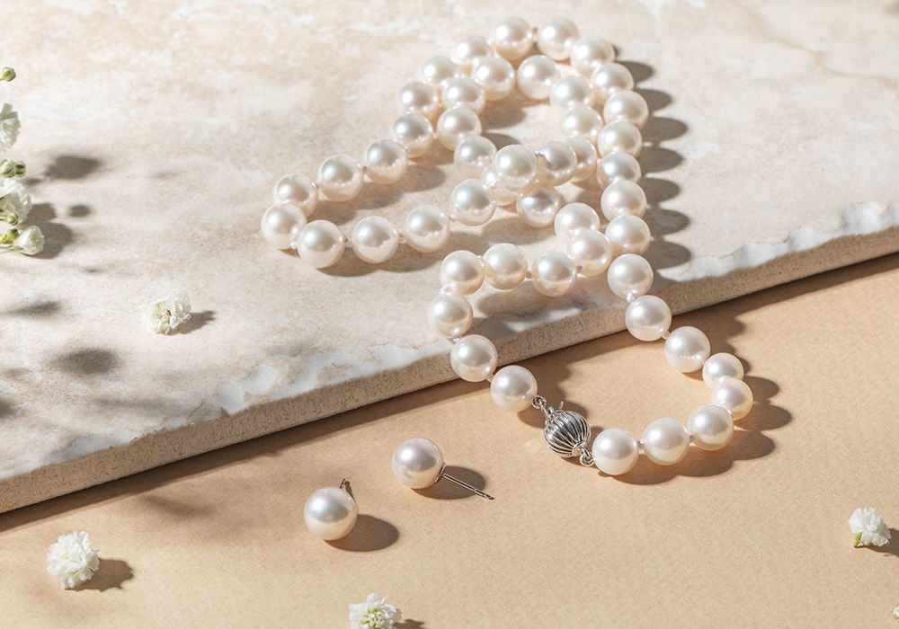 Pros and Cons of Buying Freshwater Pearls from Independent Jeweler