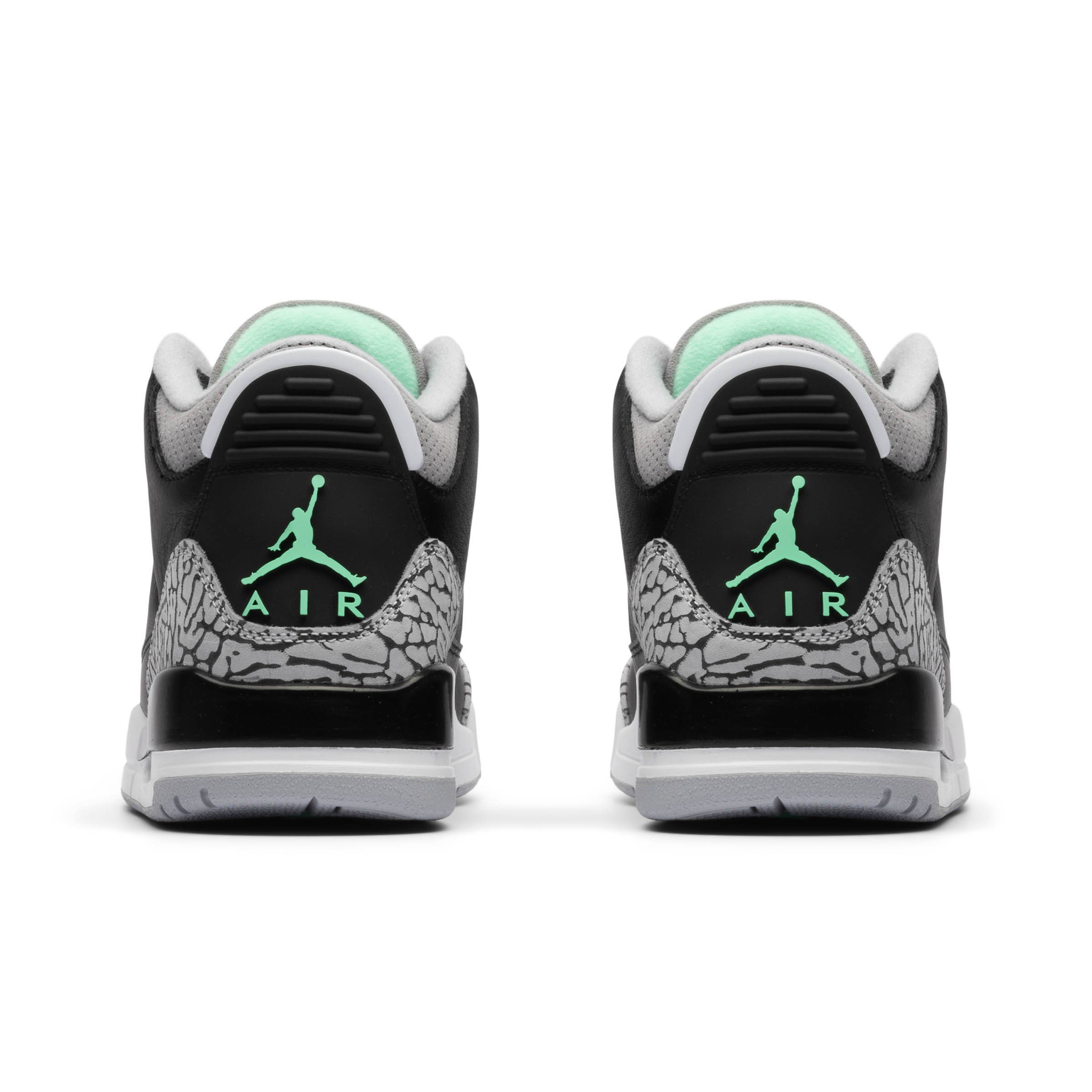 Jordan 3 Retro 'Green Glow' 
