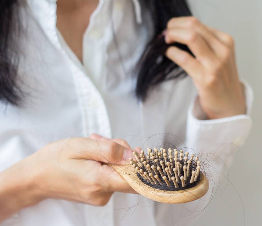 First signs of hair loss in men and women