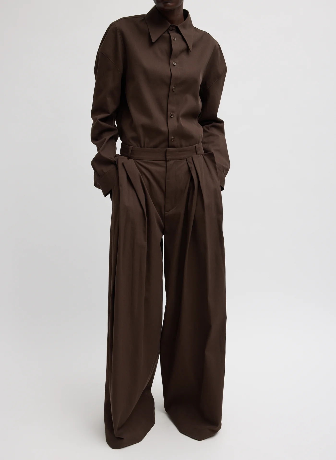 Luxe Spring Twill Tucked Pleated Wide Leg Trouser