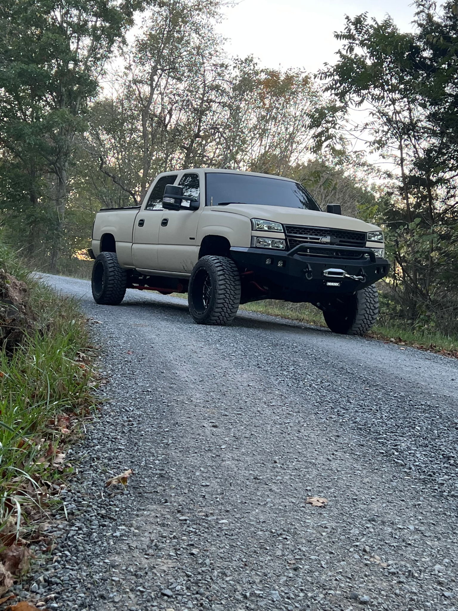 2005 Chevy Silverado equipped with HornBlasters Flatlaw Train Horn