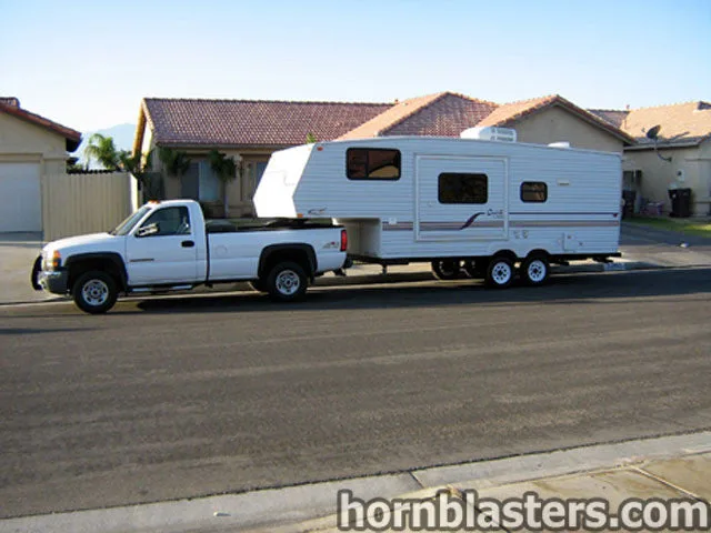 Gallery Henry's 2004 GMC Sierra 1500 Regular Cab with Shocker XL Train Horn install overview photo 1