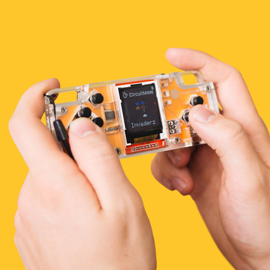 Discover Electronics & Coding With Unique DIY Projects With This Gaming Bundle Learn About Game Graphics In A Fun, Hands-On Way 77