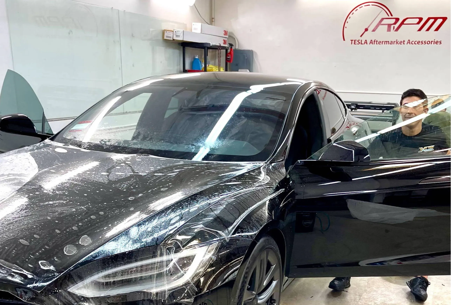 RPM Tesla PPF install — black Tesla Model 3