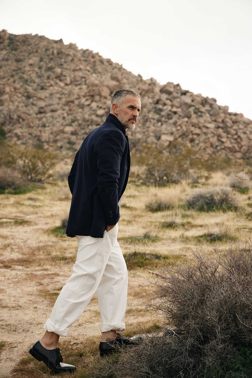 The Italian Tour Knit Sport Coat in Navy