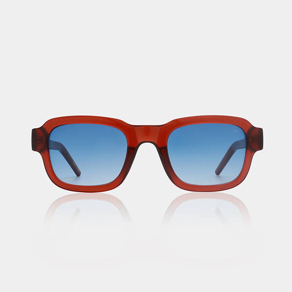 A product image of the A.Kjaerbede Halo sunglasses in Smoke brown Transparent.