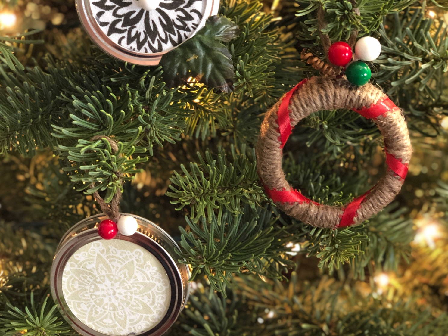 Mason Jar Lid Christmas Ornaments White Tree Boutique