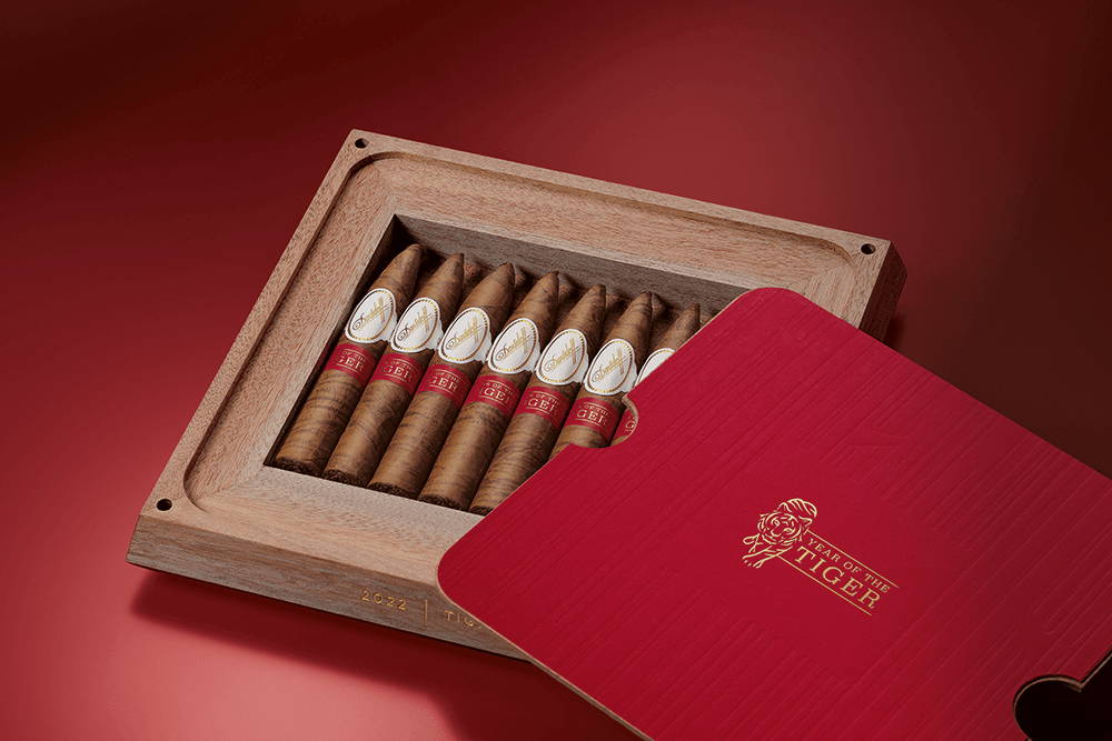 Opened tray of the Davidoff The Year of Collector’s Edition Tiger cigars.