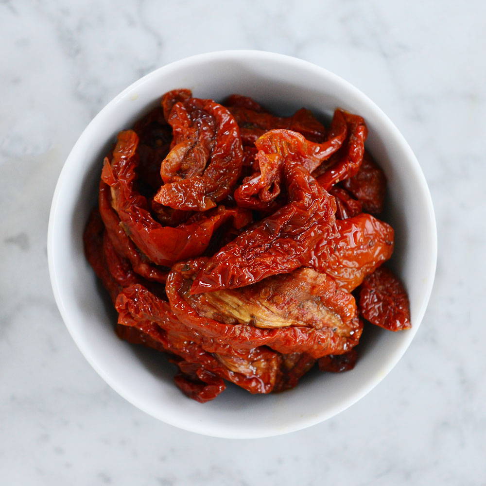 Downshot of DeLallo Sun Dried Tomatoes in a bowl