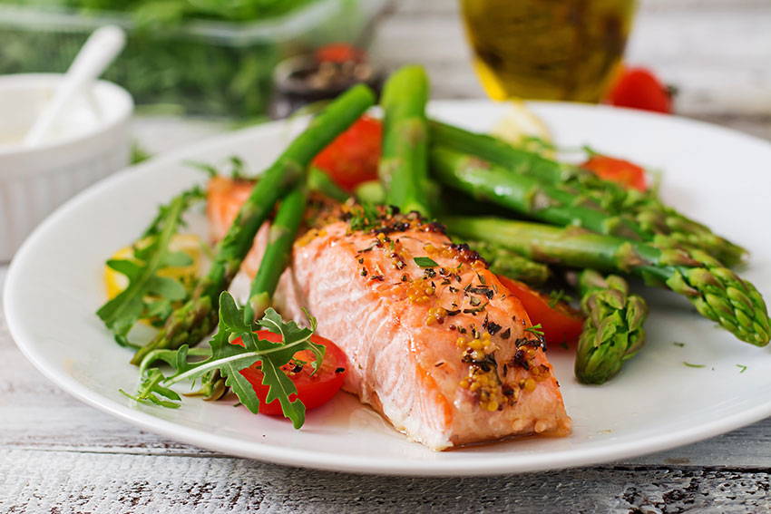 Healthy fats salmon