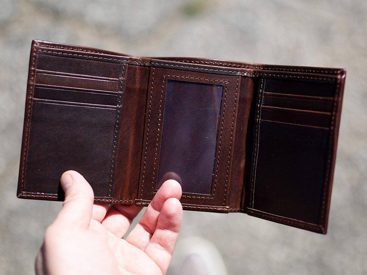 brown trifold wallet - best leather anniversary gift