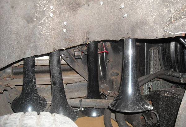 Adam's 1964 Chevrolet Impala Train Horn Install