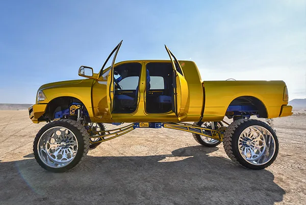 Air routing and hardware layout on 2019 Dodge Ram 3500 photo 4