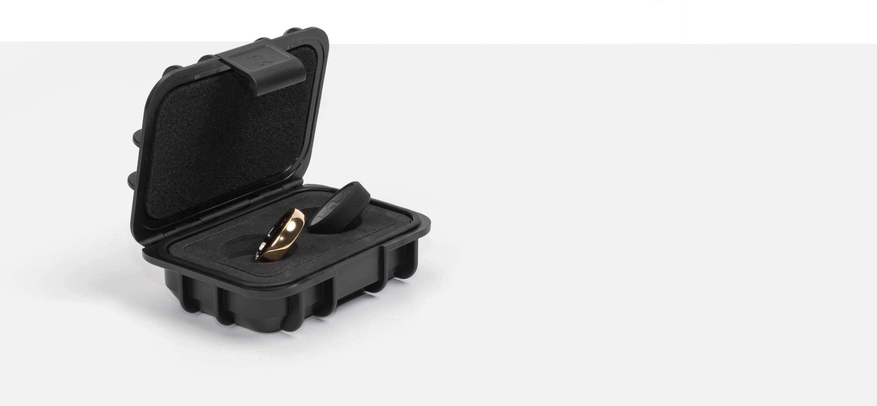 24K Gold 6MM Rounded Ring inside a custom case