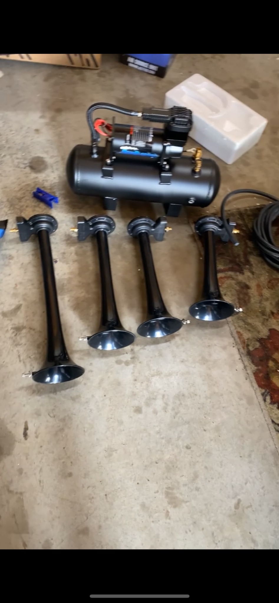 Billy's 1991 Ford Mercury Grand Marquis Train Horn Install