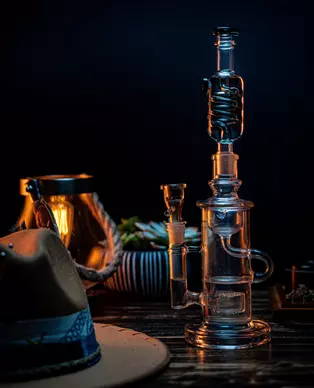 A glass dab rig in the dark