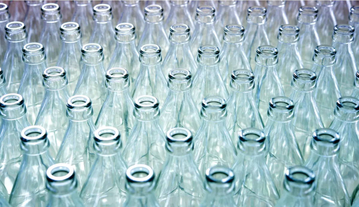 Borosilicate Glass vs Tempered Glass - Reliable Glass Bottles, Jars,  Containers Manufacturer