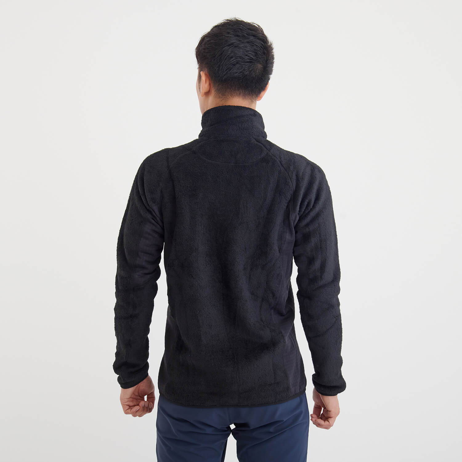 patagonia（パタゴニア）/R2ジャケット/ブラック/MENS