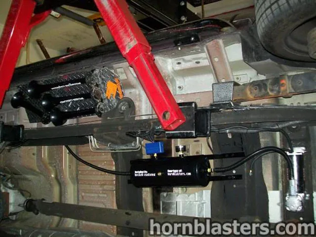 Wicked Customs's 2000 Ford Excursion Train Horn Install