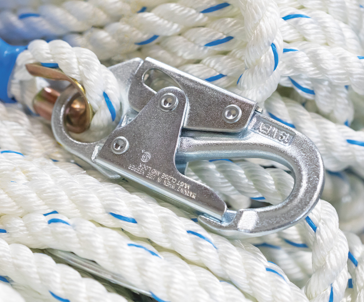 Vertical lifelines laid to show snap hook