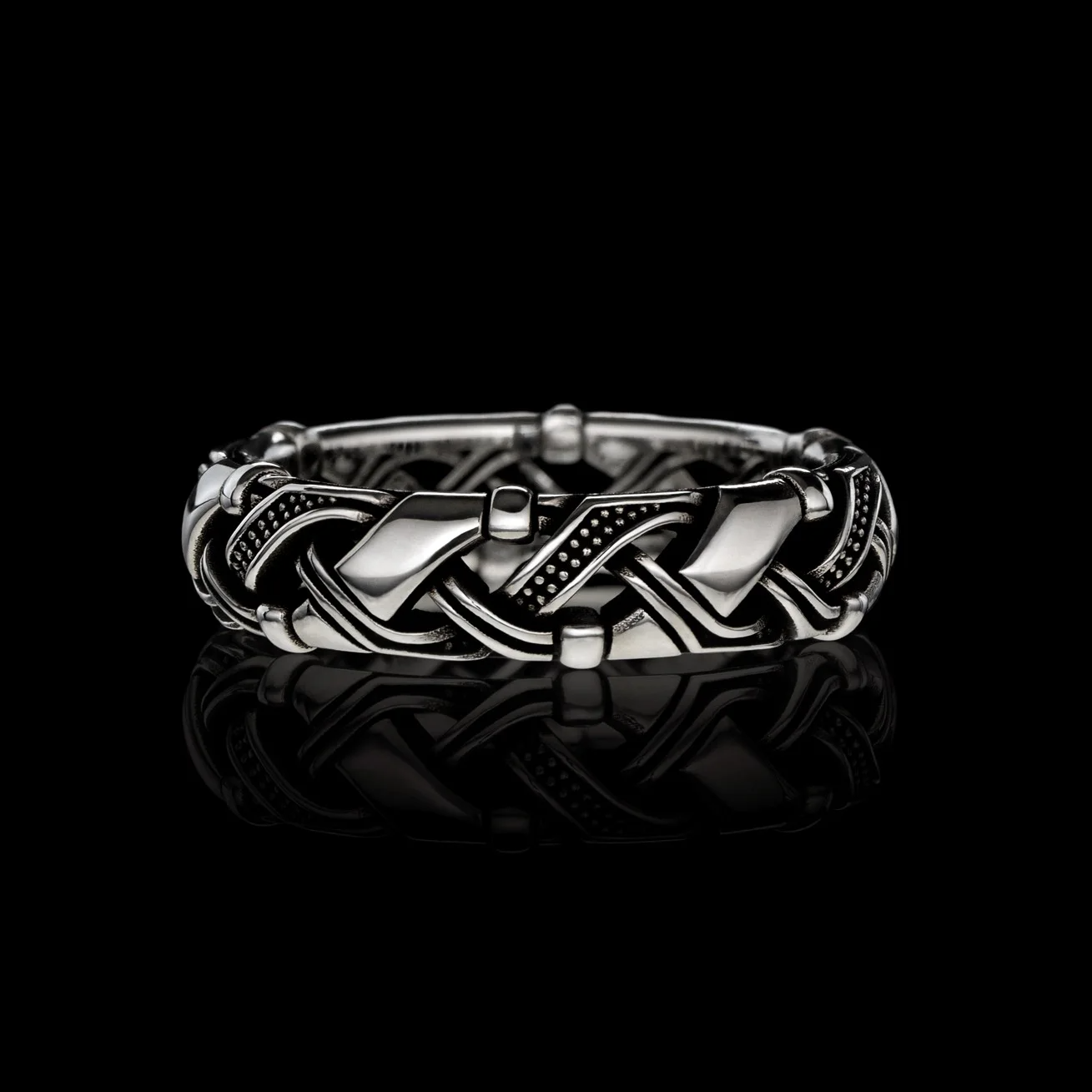 Valhalla Band 6.5mm in .925 Sterling Silver
