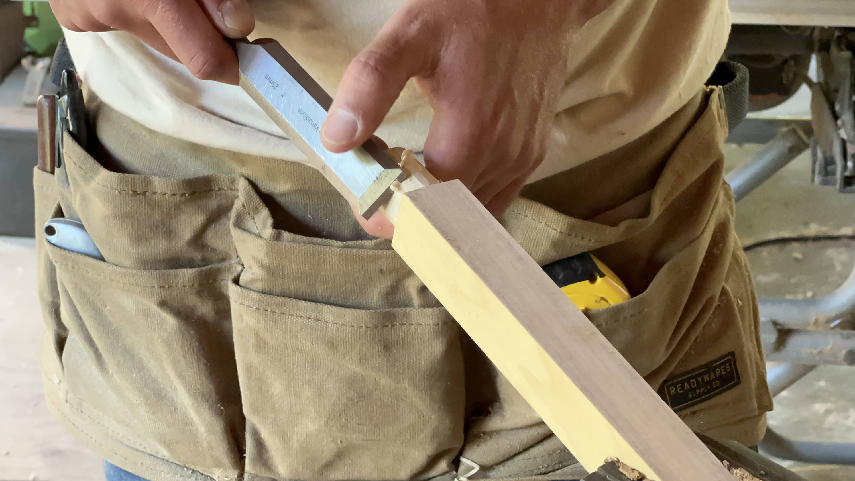 fine tuning a round tenon with a chisel
