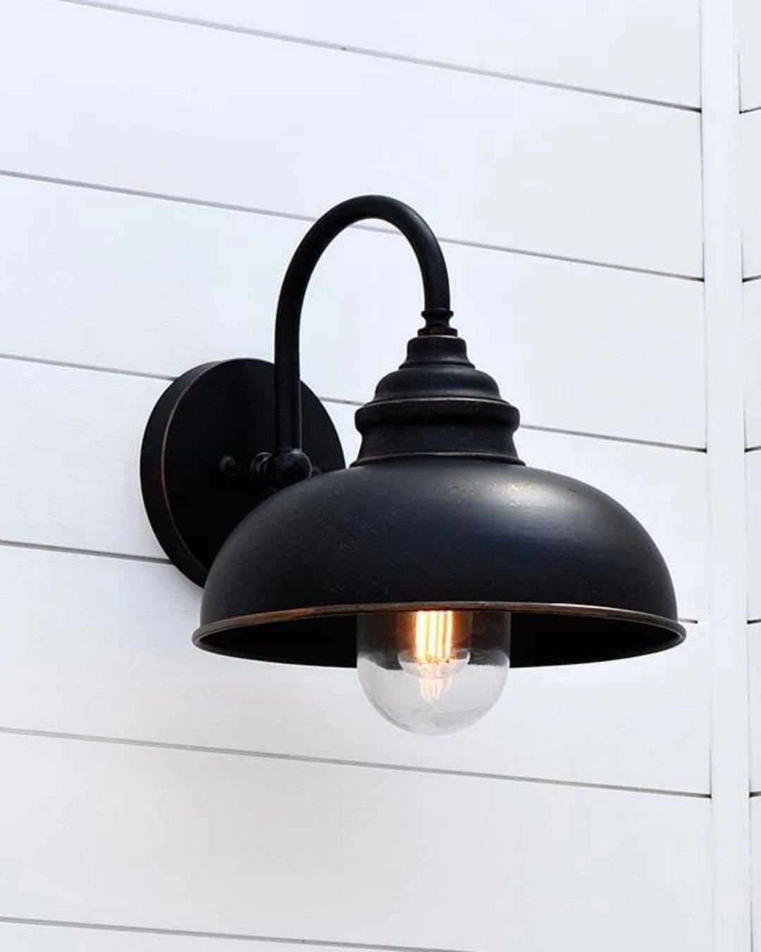 Vintage Styled Parkway Wall Light - Lighting Collective