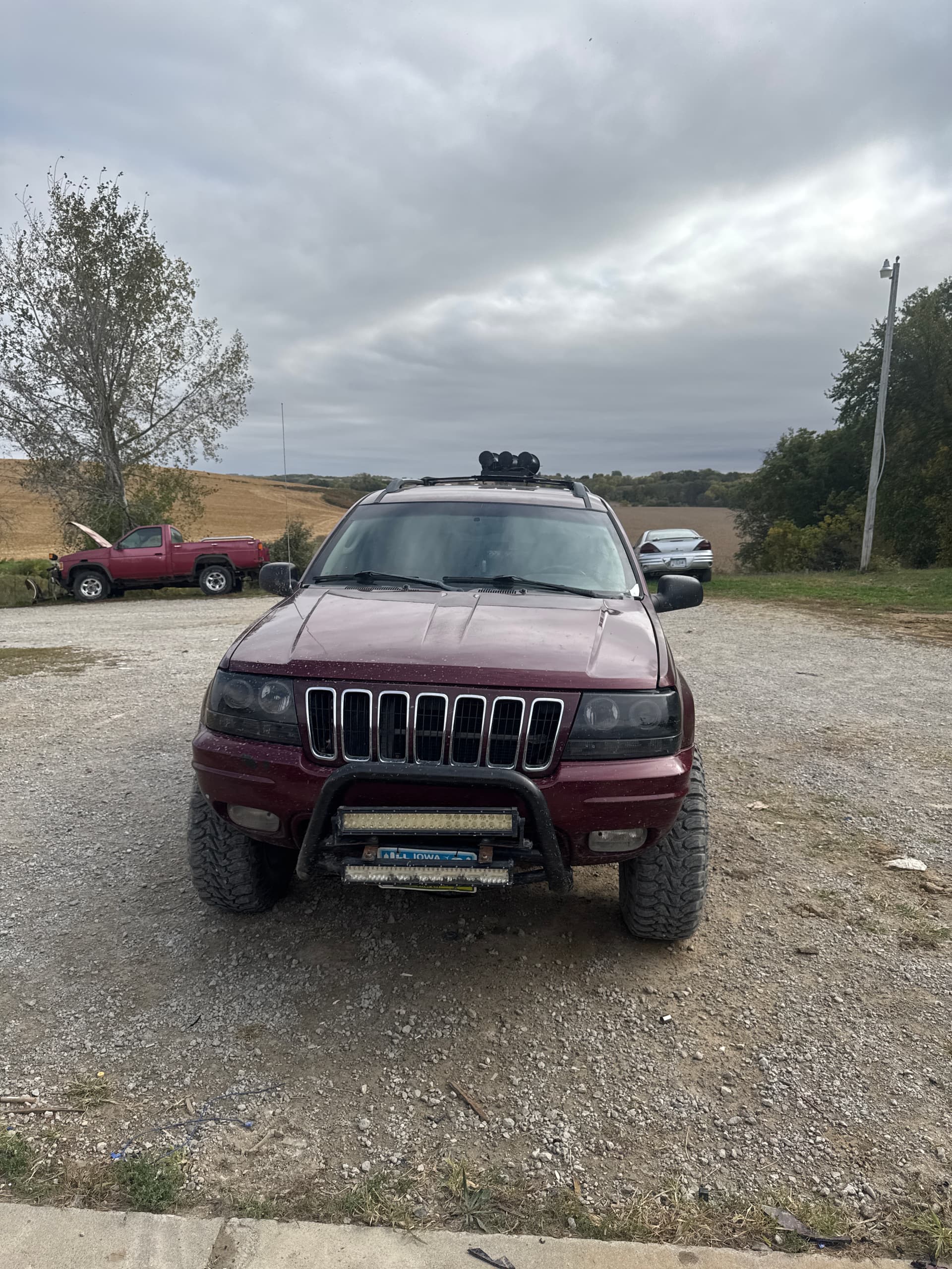 【jeep nkht】 Traer's 2002 Jeep Grand Cherokee Train Horn Install with Flatlaw 3