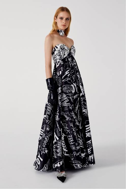 /products/00018486-strapless-maxi-dress-spirit-scribble