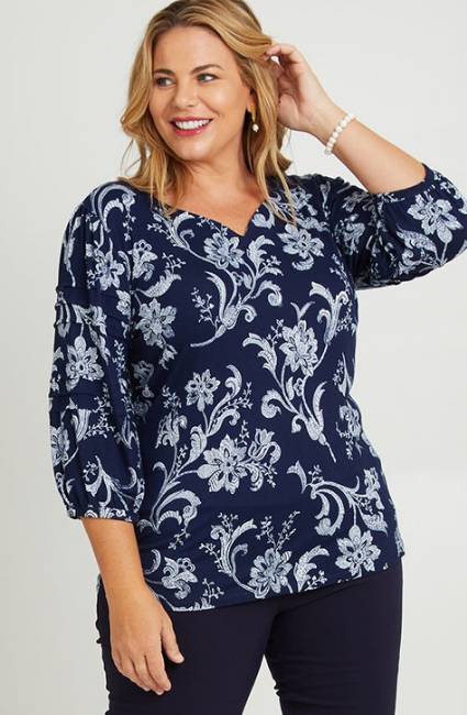 the-printed-sweetheart-neckline-top