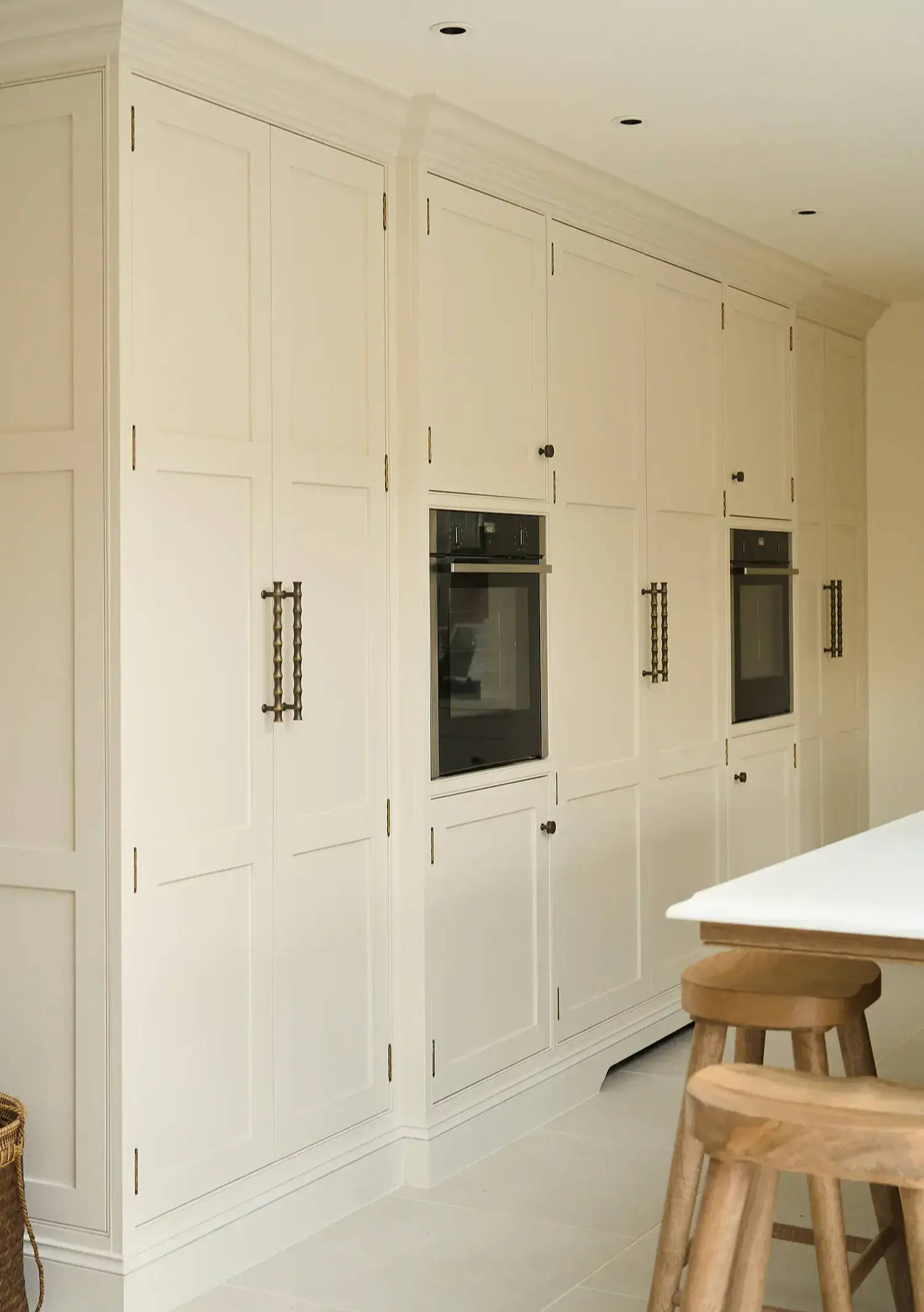 Features Armac Martin's Grove collection in the satin antique satin lacquered finish.