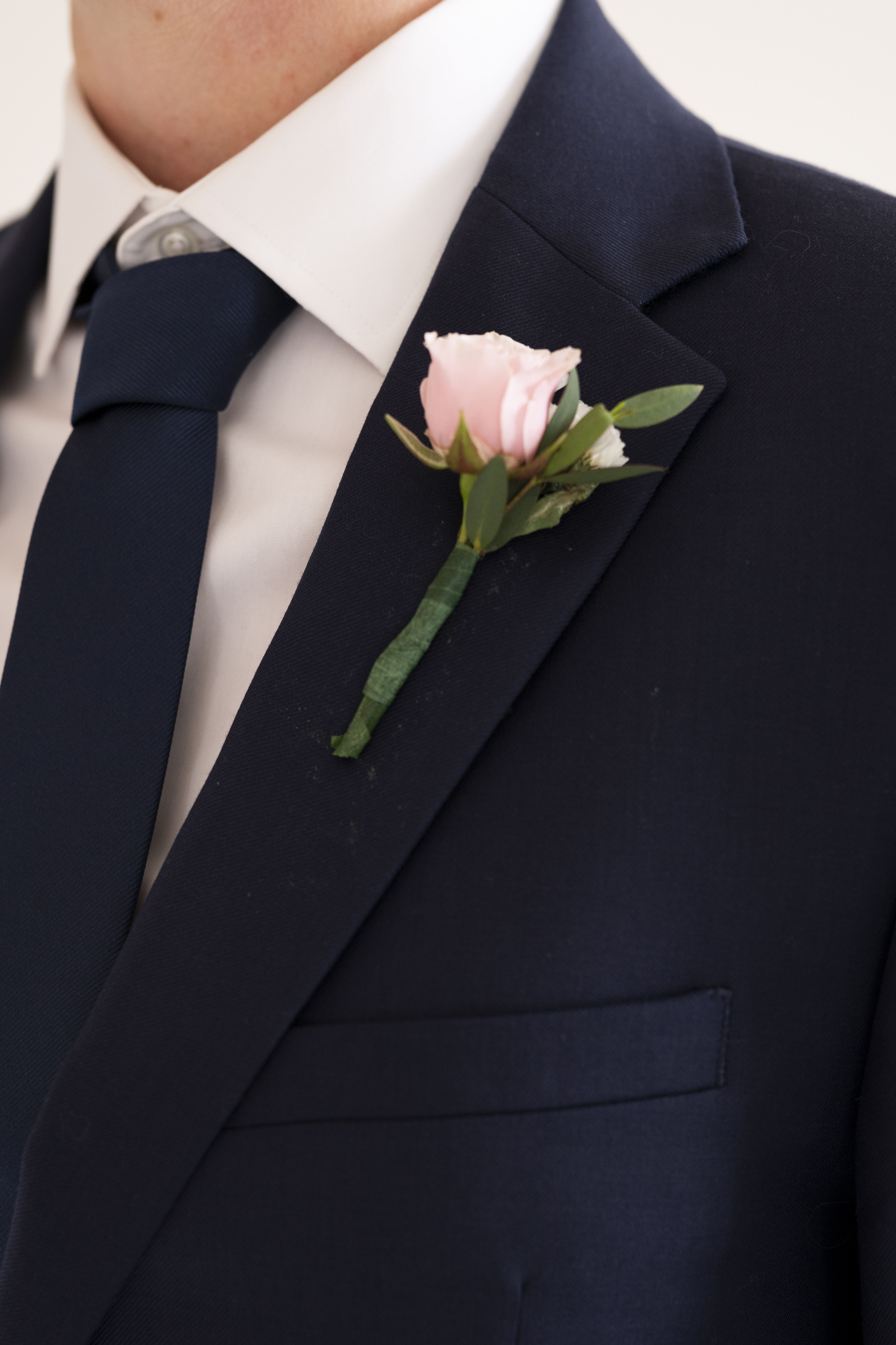 Premade Boutonniere blush