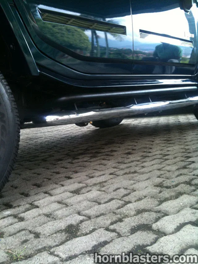 Jairo's 2008 Hummer H2 Train Horn Install