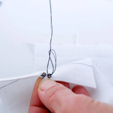 Detail of the end knot stitch technique