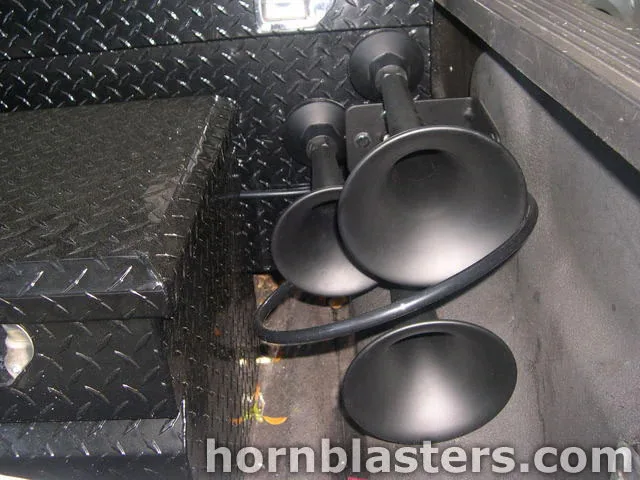Shaun's 2005 Ford F150 Train Horn Install