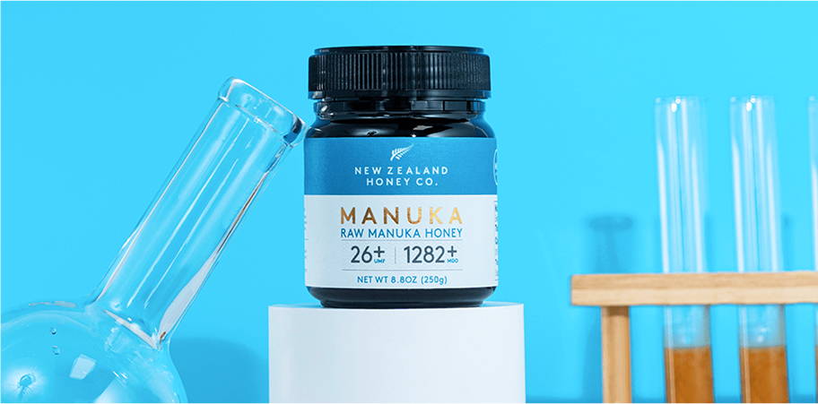 عبوة عسل مانوكا UMF 26+ من New Zealand Honey Co.
