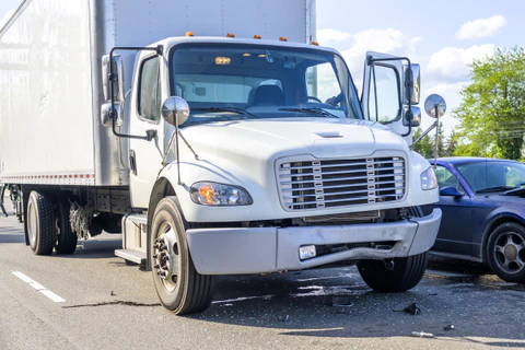 Fleet Dash Cam for Commercial Vehicles & Trucks