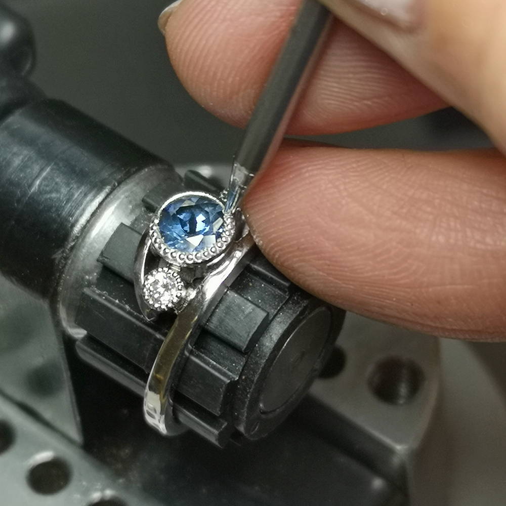 Making an engagement ring