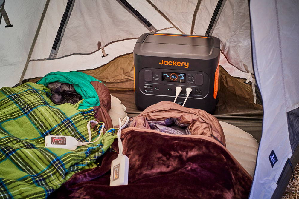 冬キャンプで寝るときの対策は？厳しい寒さをしのげる10アイテムを紹介