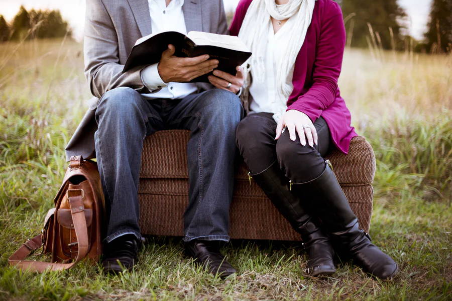 Couple reading. Active senior couple. Seniors.